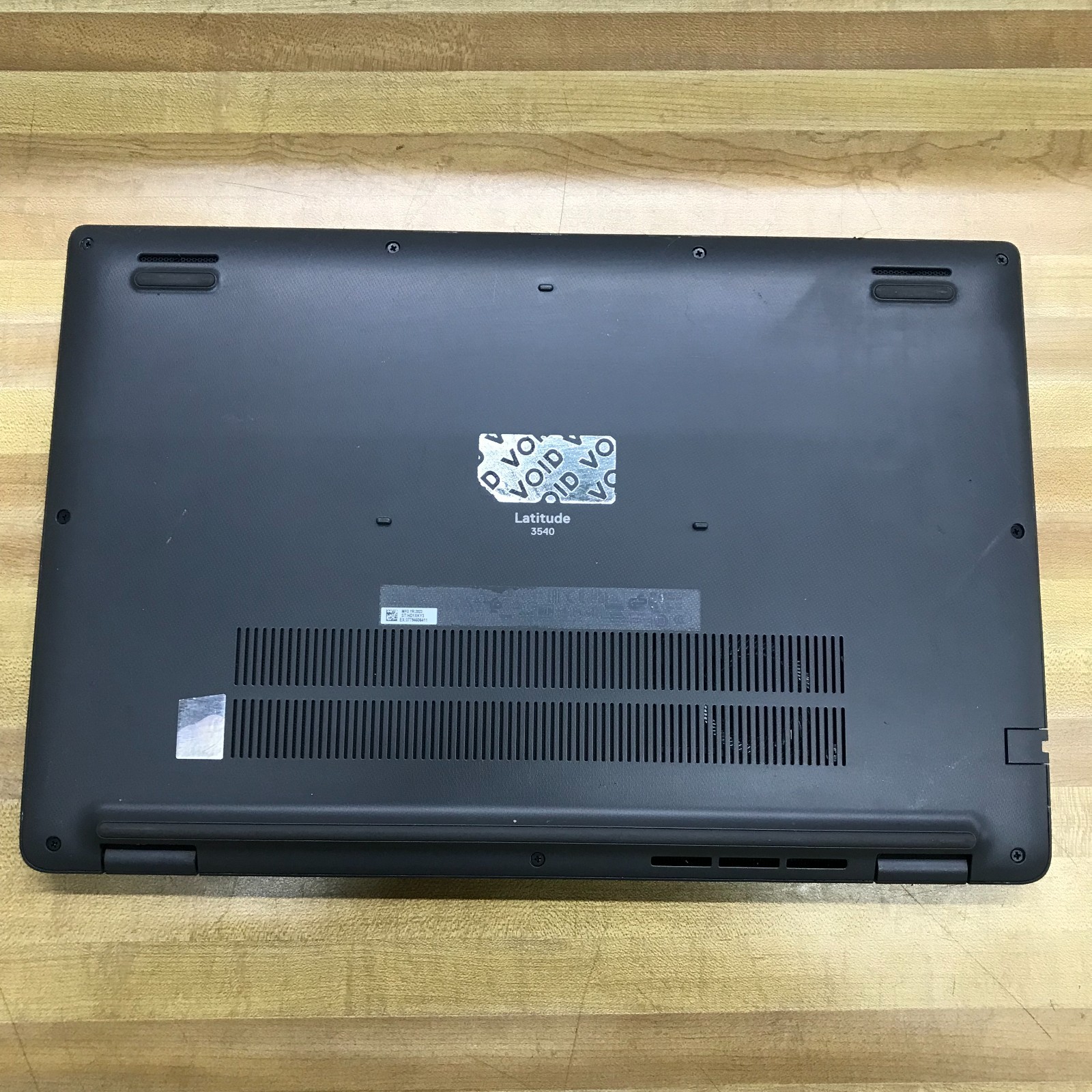 Dell Latitude 3540 15.6″ i5-1335U 8GB DDR4 RAM 512GB NVMe (Windows 11 Pro)