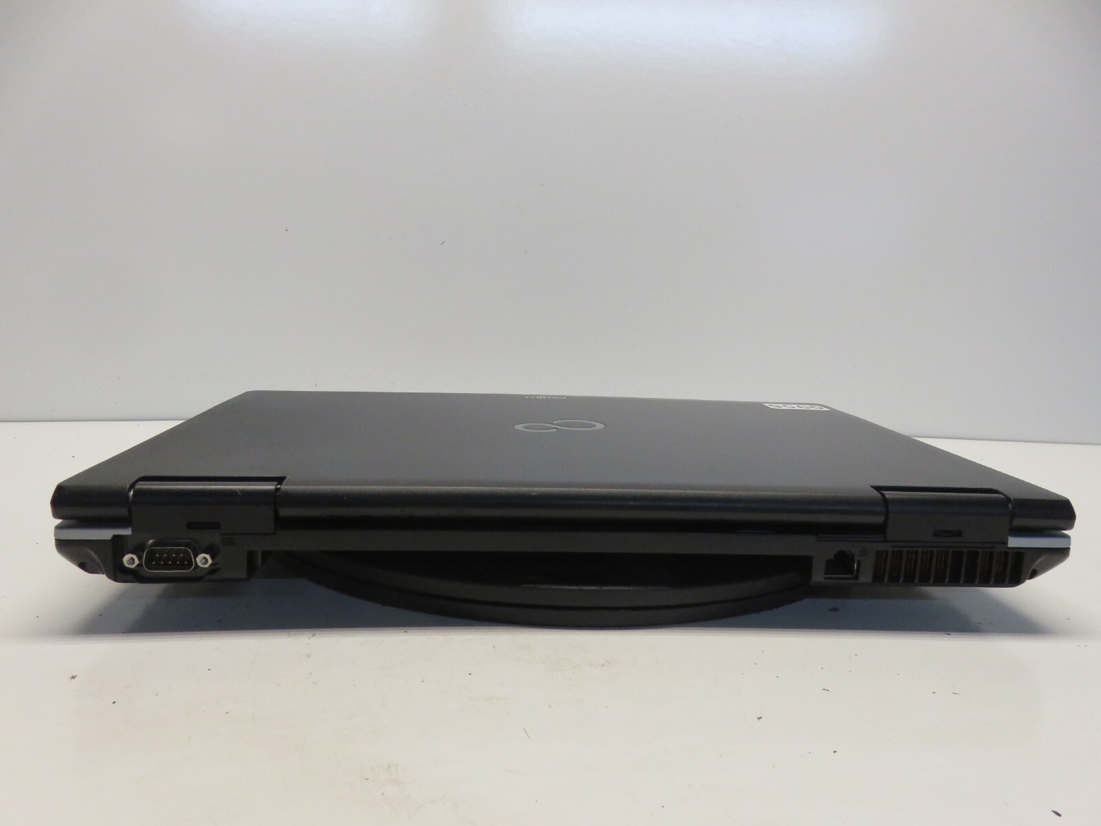 Fujitsu Lifebook E751 Intel Core i5-2520M CPU 2.50GHz 2GB NO HDD No Batt