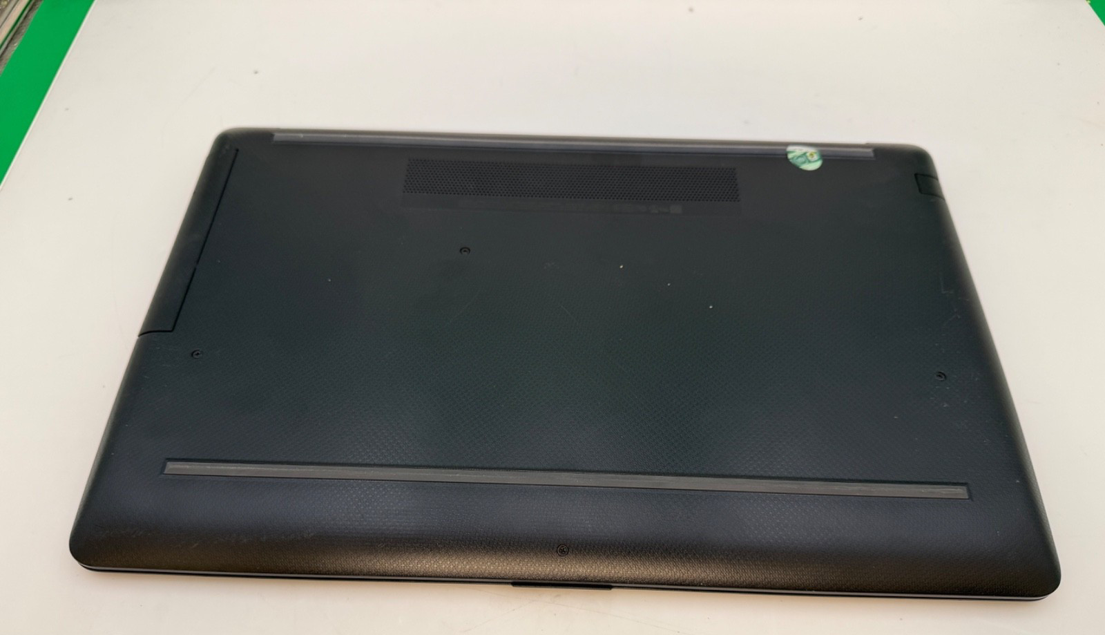 HP 17-by1053dx-i5-8265U@1.6GHz 12GB DDR4 Ram 512GB SSD W11H (1215)