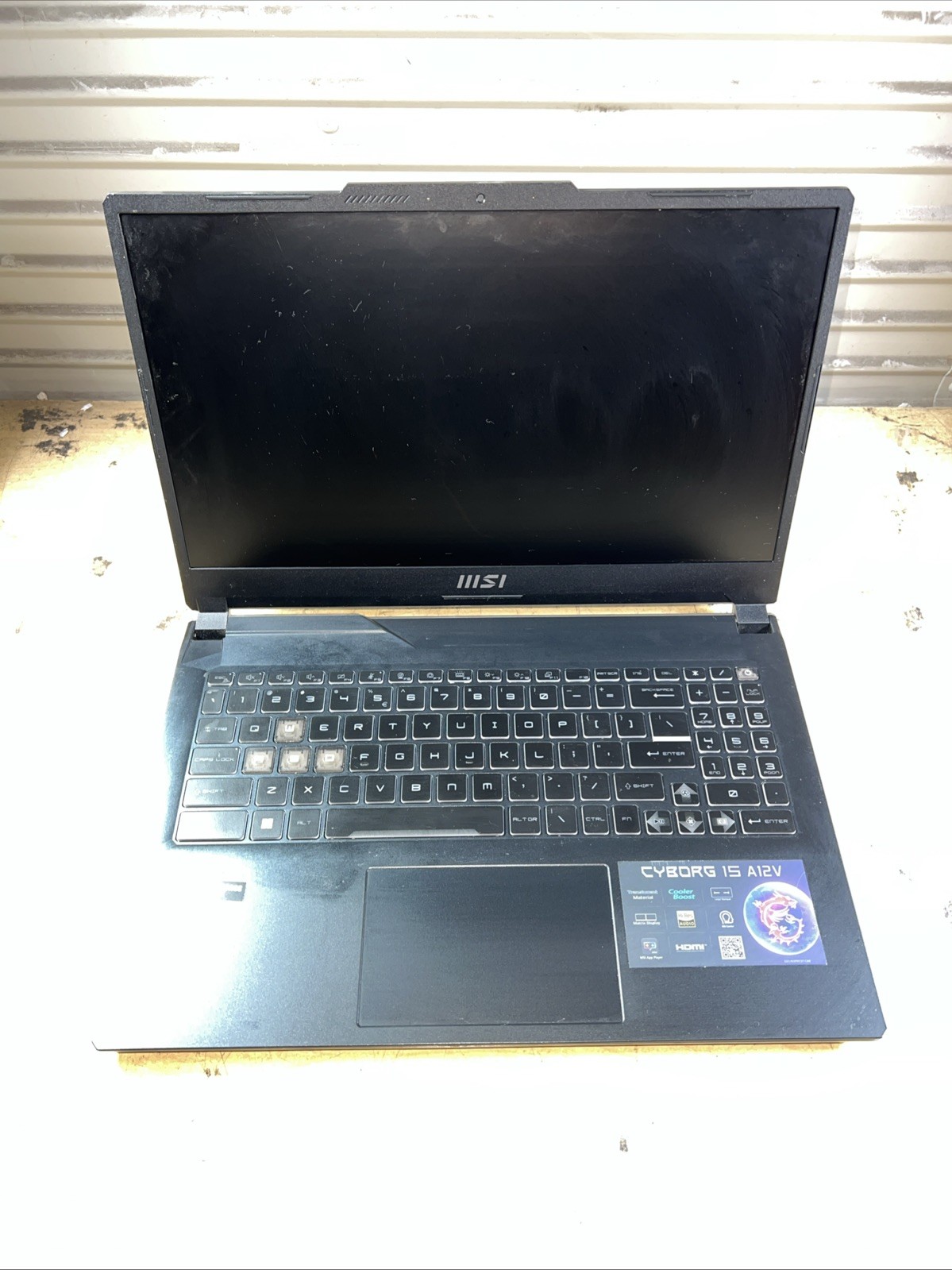 MSI CYBORG I5 A12V INTEL CORE I5 NO RAM **NO POWER ON **NO HD/ NO CADDIE/ NO OS