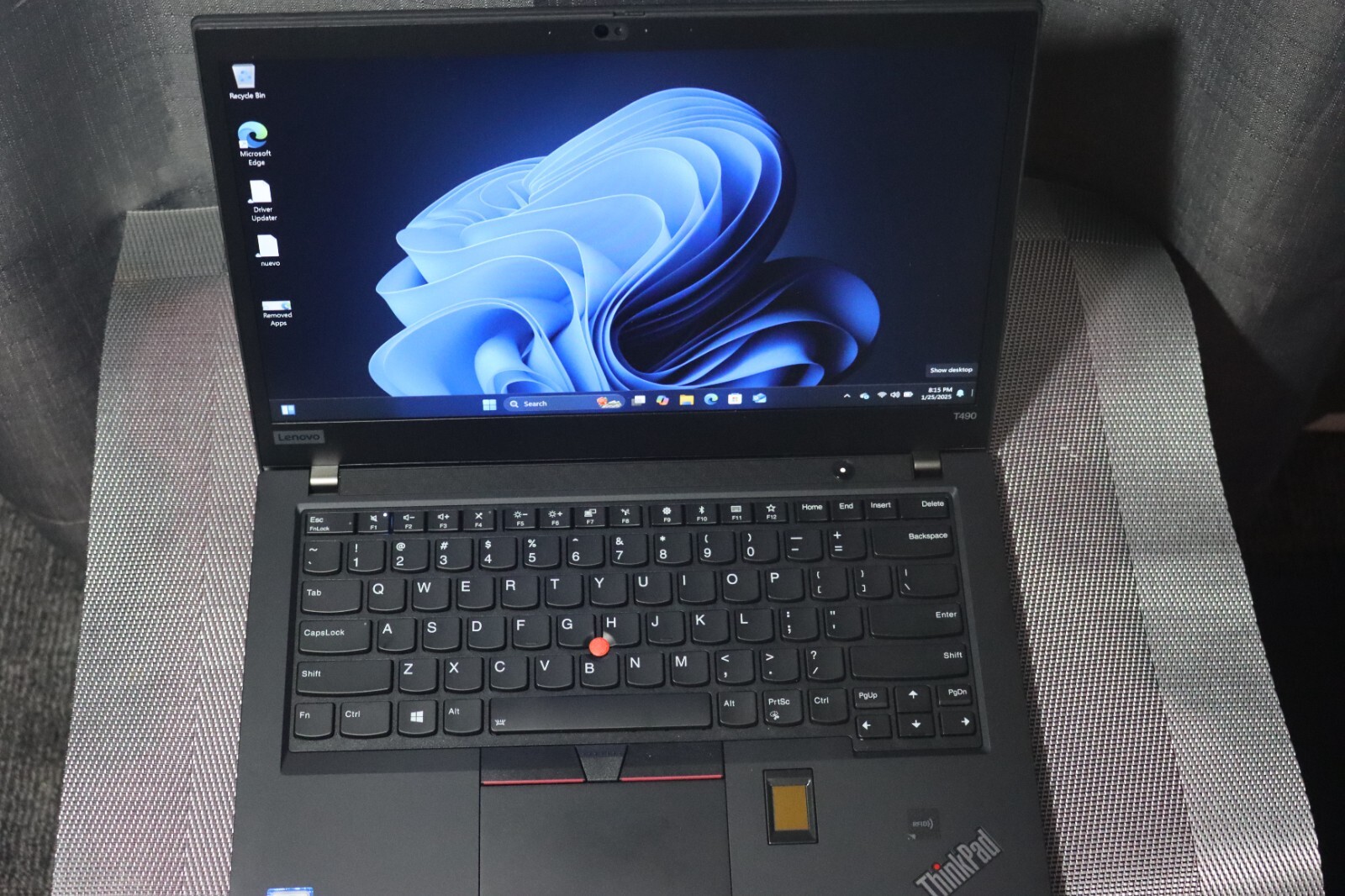 Lenovo Thinkpad T490 14 in (SSD,Intel Core i5 8th Gen.)