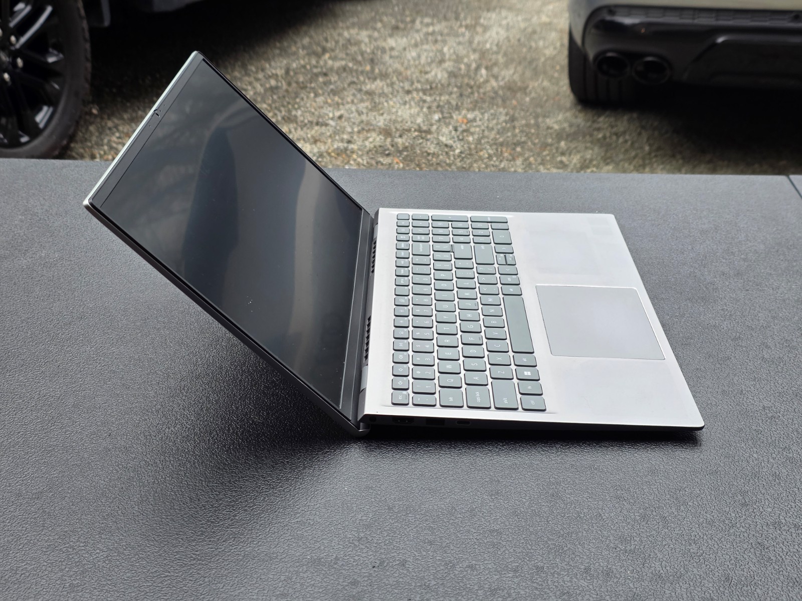 15″ Dell Inspiron 15 5510 – i5-11320H, 8GB, 256GB NVMe M.2 SSD | USB-C Port!!