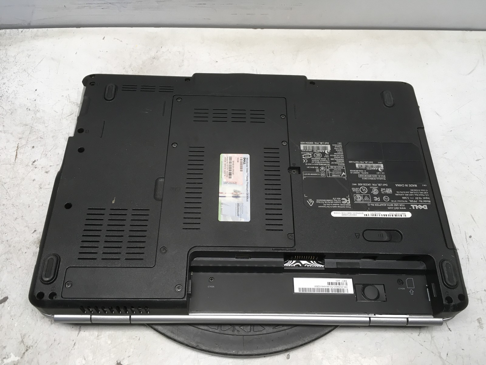 Dell Inspiron 1525 Intel Core 2 Duo 06FD 1.73GHz 2 GB NO HDD No Batt