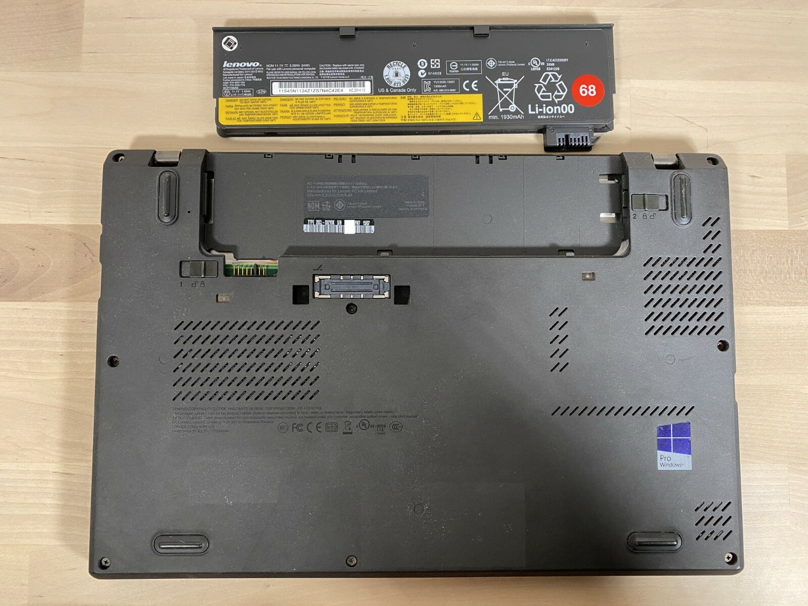 Lenovo ThinkPad X250 Intel i5-5300U 2.30Ghz 8GB RAM 500GB HDD Windows 10 PRO