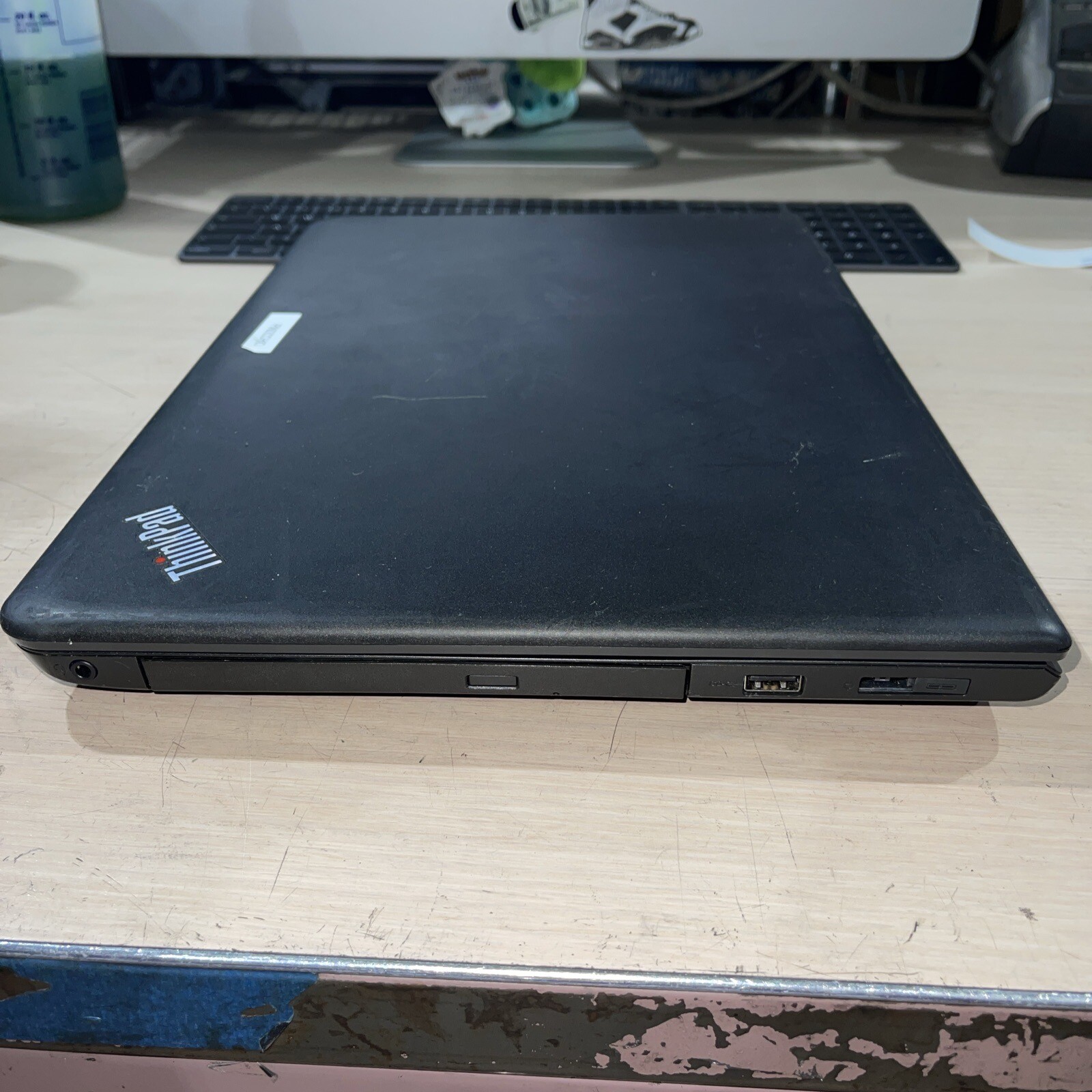 Lenovo ThinkPad E560 Intel Core i5-6200U 2.30GHZ 8GB RAM NO HD
