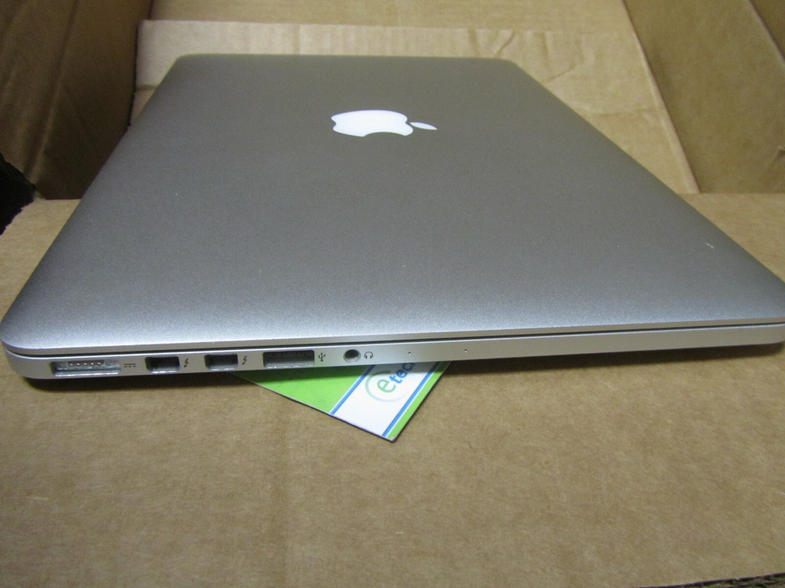 Apple MacBook Pro 13.3” Model A1502 i5-5257U 2.7GHz 8GB 256GB SSD macOS Catalina