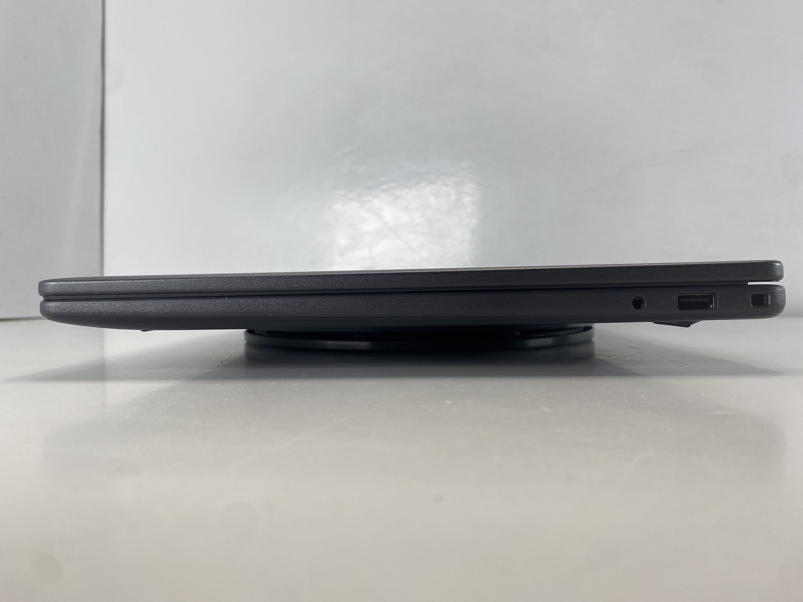 Dell Laptop Pro 16 PC16255 16″ AMD Ryzen 7 250 1TB- Gray