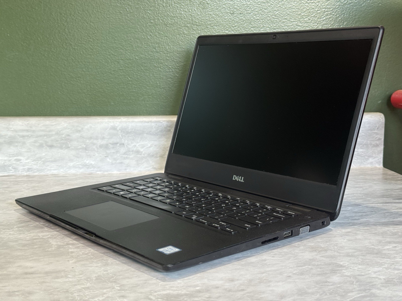 Dell Latitude 3400 Laptop Intel i5-8265U 1.6GHz 16gb Ram 256gb SSD Windows 11