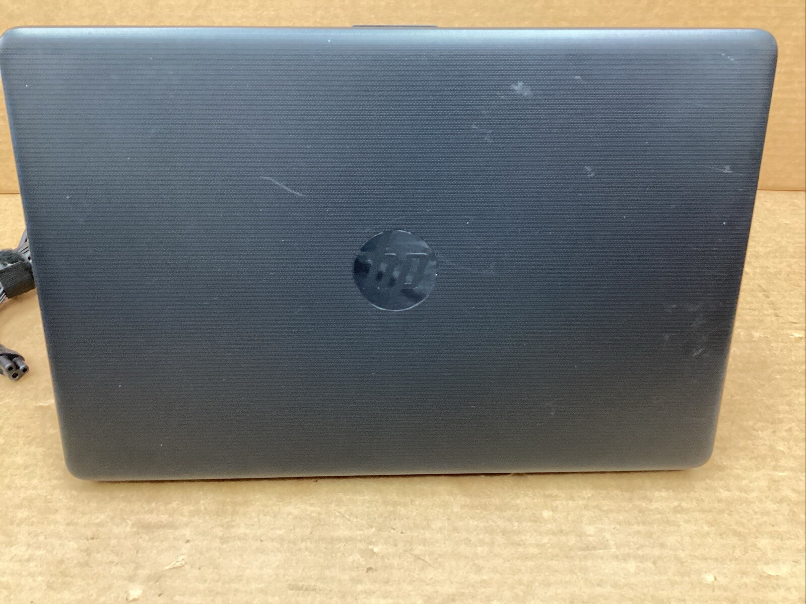HP 15-Db0015Dx 15.6″ Laptop AMD A6 9225 4GB 1 TB SSD W10P