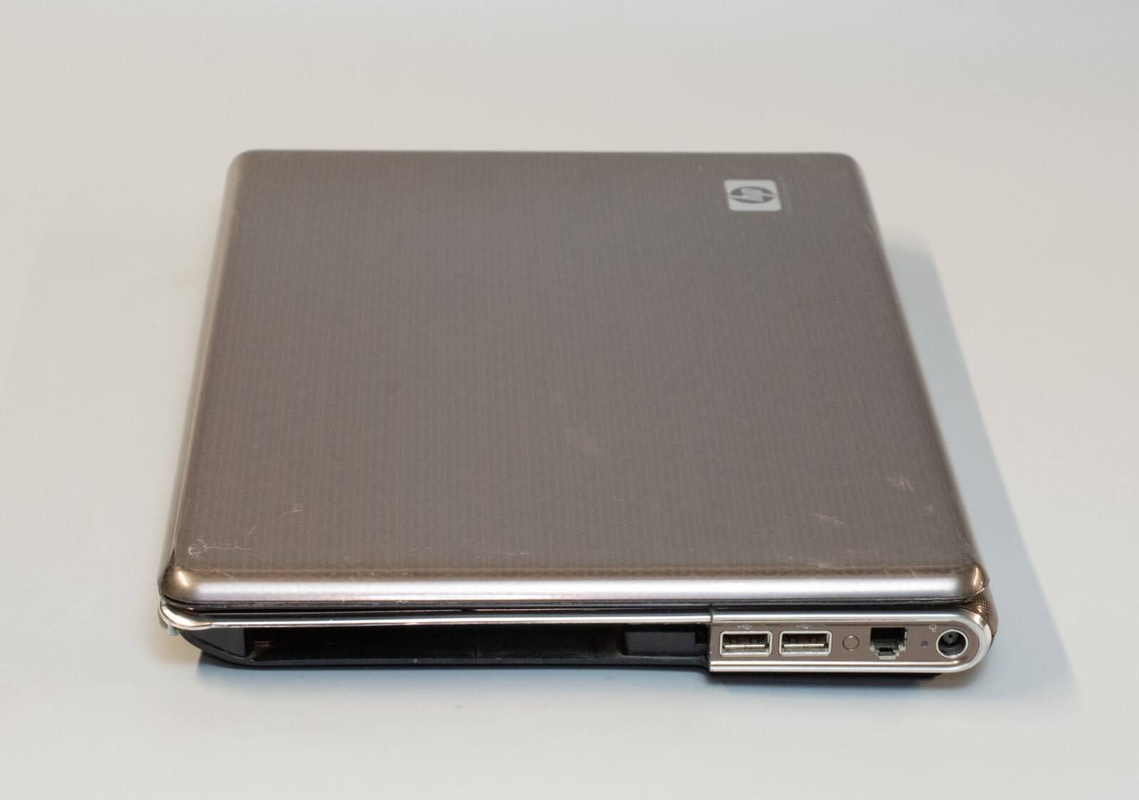 (MA5) HP Pavilion DV4-1225DX 14 Inch (No HDD or Ram ) Selling For Parts AS-IS