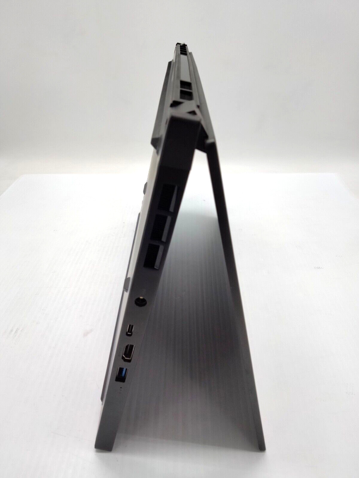 MSI GS66 Stealth 15.6″ i9-10980HK 32GB 3TB SSD RTX 2070 gaming Laptop