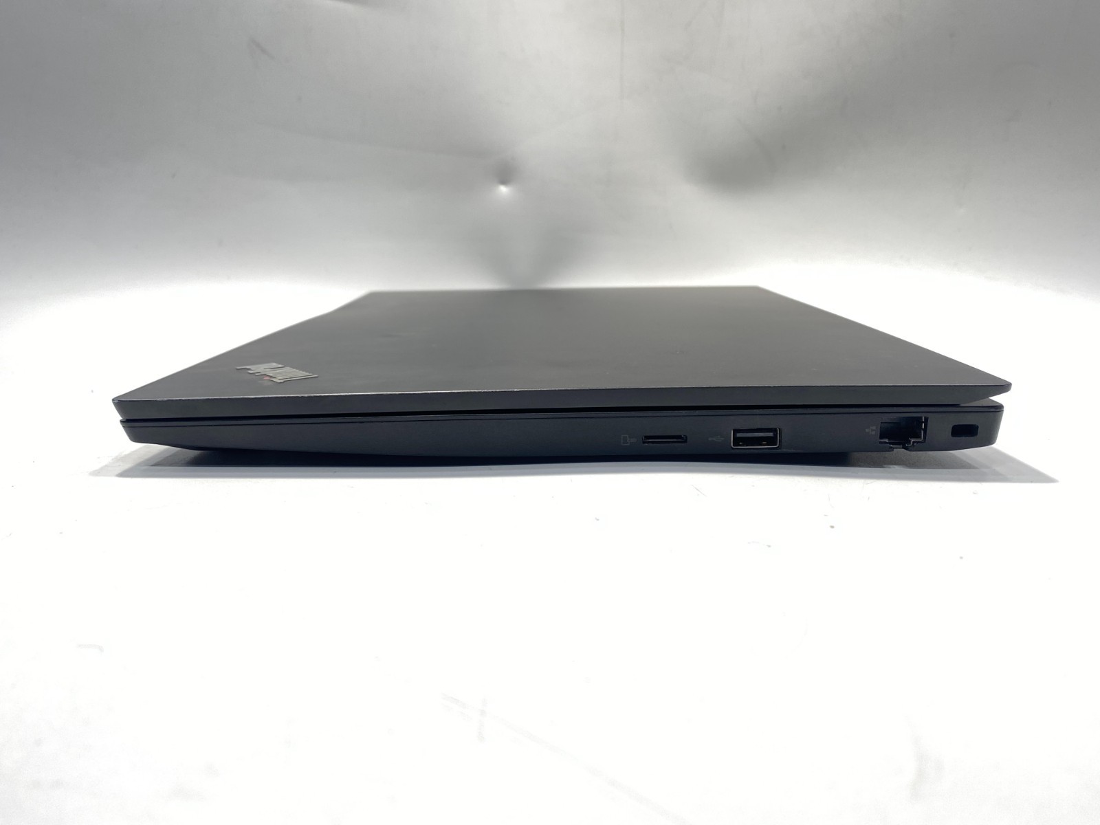 Lenovo ThinkPad E590 i7-8565U 1.8GHz | 8GB RAM | 256GB SSD | NO O.S.