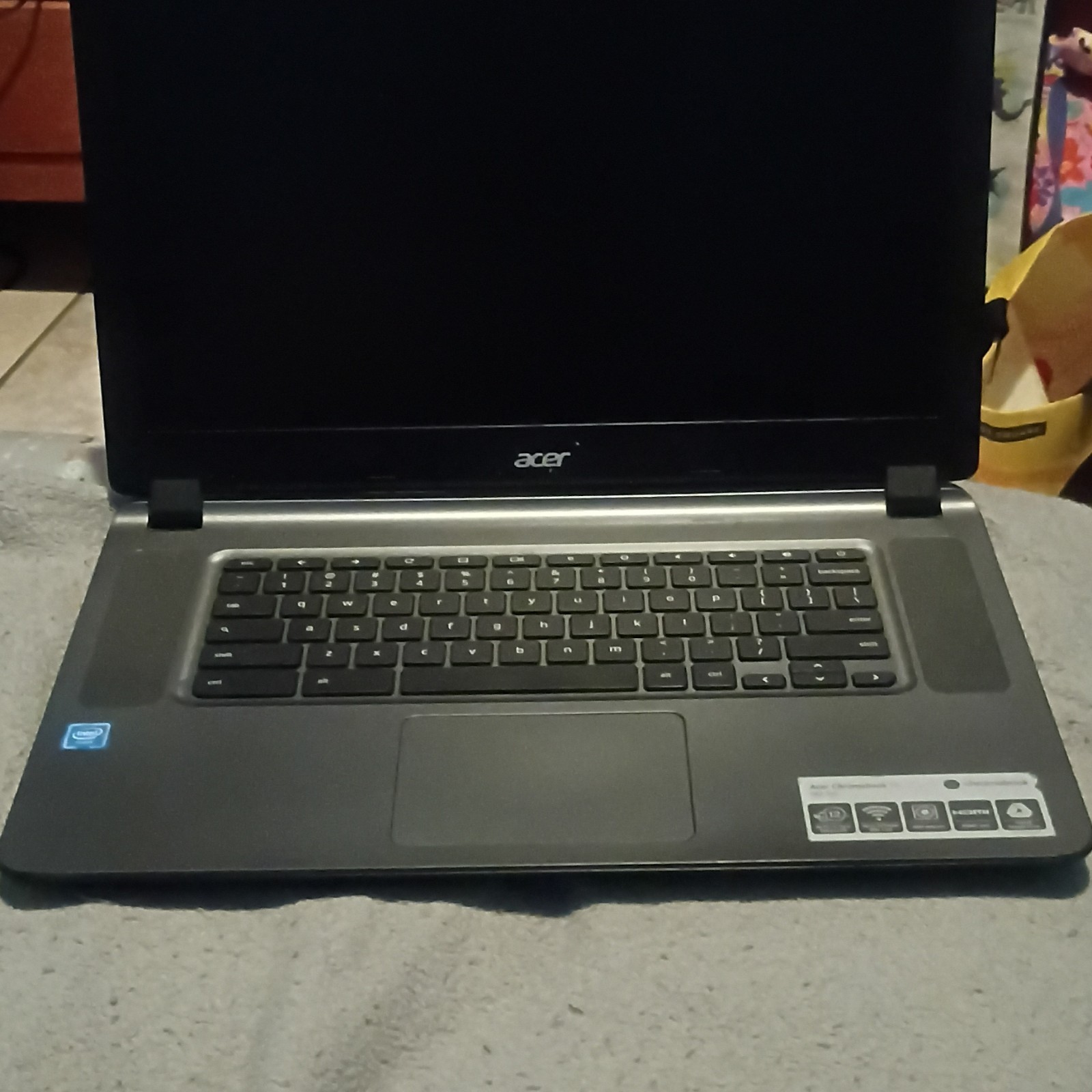 Acer Chromebook 15.6″ Intel Celeron Chrome OS Gray HDMI USB Wi-Fi Laptop