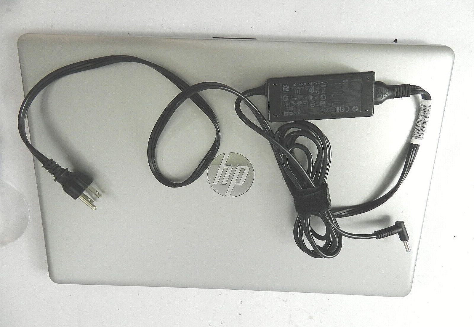 HP 4AG14UA Laptop 17-by0061st Intel Core i3-813OU 8GB 2.26GHz 2400MHz B152