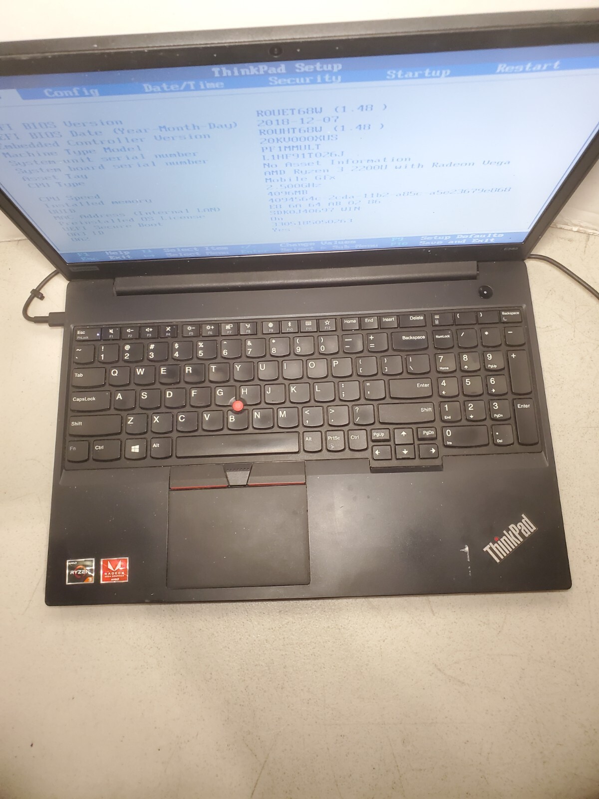 Lenovo ThinkPad E585 15.6″ Ryzen 3 2200U 4GB RAM No HDD/SSD/OS! FAN ERROR! #69