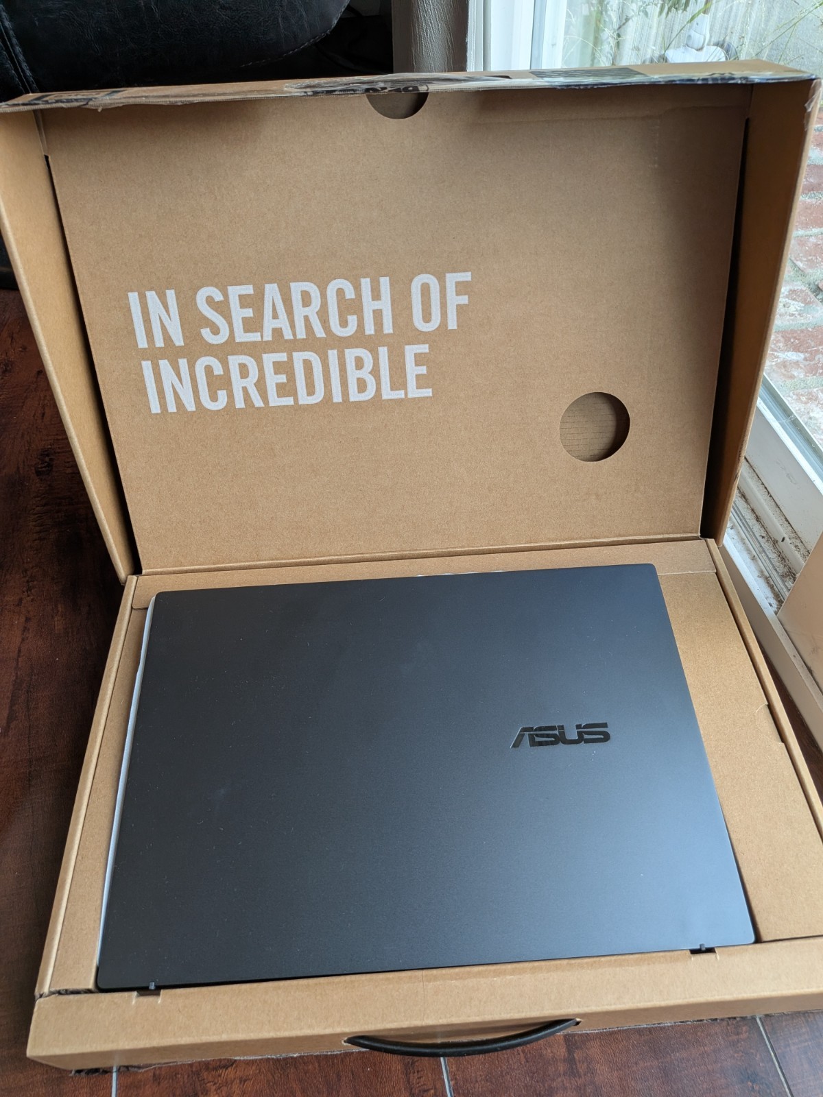 ASUS Zenbook Q425M 14in Core Ultra 7 16GB 1TB SSD Win11 Backlit KB OLED
