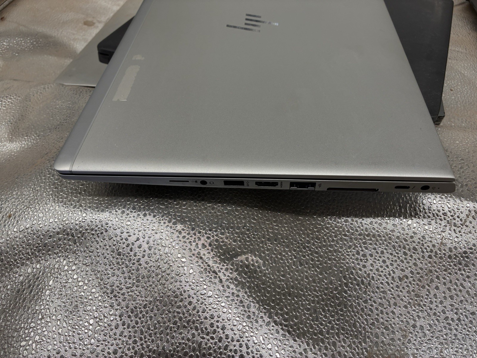 HP EliteBook 850 G5 i7-8550U 1.80 GHz No RAM No SSD No Adapter READ