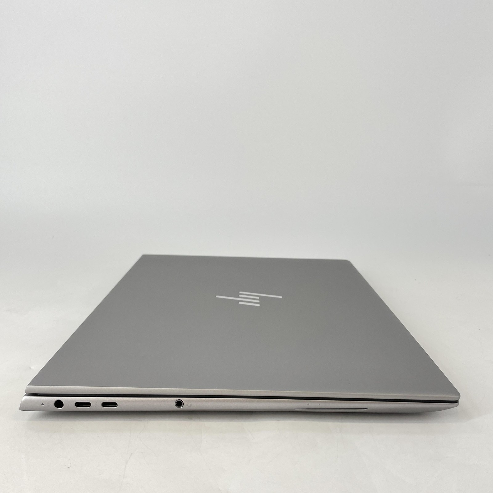 HP ZBook Studio 16 G10 UHD+ 2.4GHz i7-13700H 32GB 512GB RTX 2000 Ada BENT FRAME