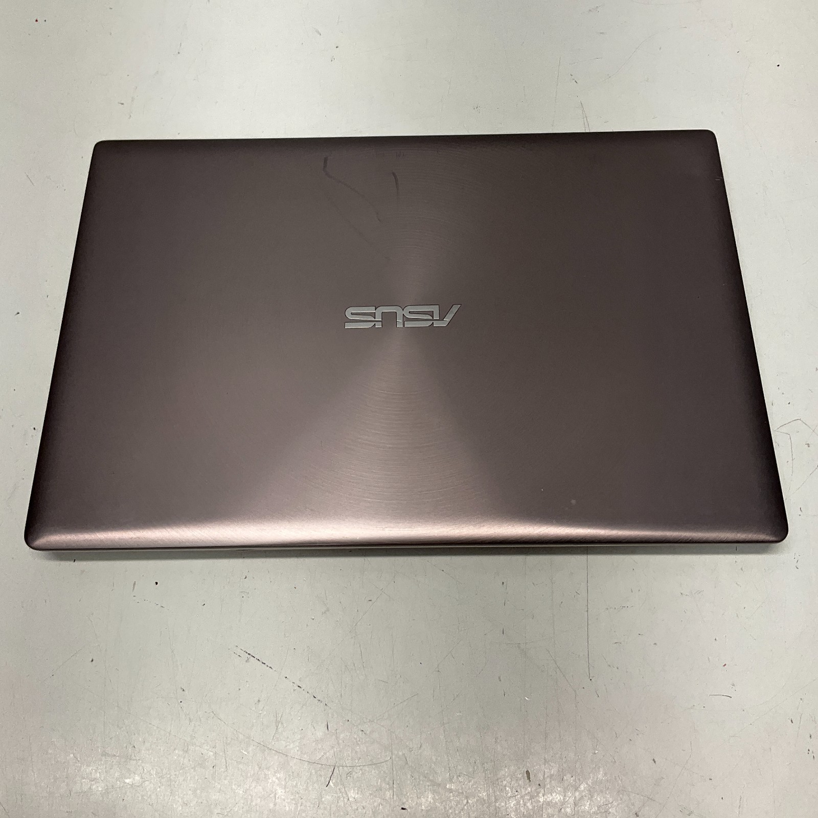 Asus ZenBook UX303UA Intel Core i5-6200U 8GB RAM 256GB SSD Windows 10 Pro