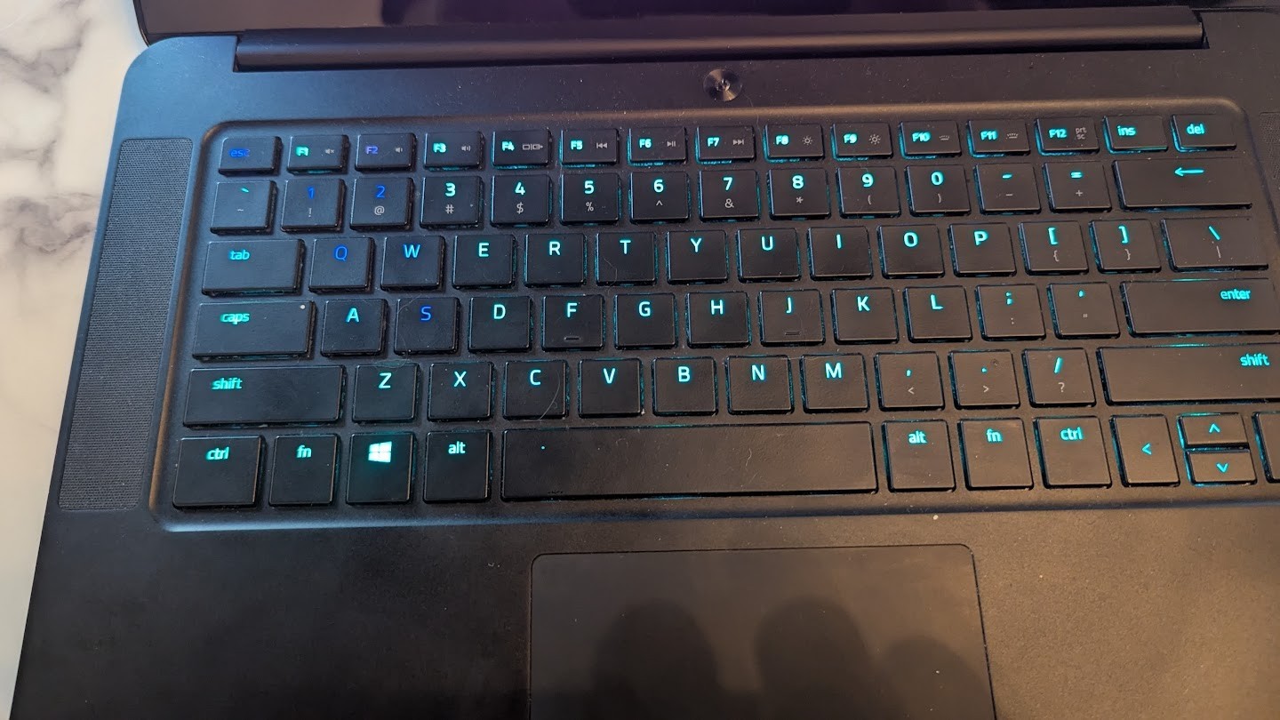 Razer Blade 14 2016, 1060GTX, 3200×1800 QHD+, 1TB Hard Drive, 2x power supplies