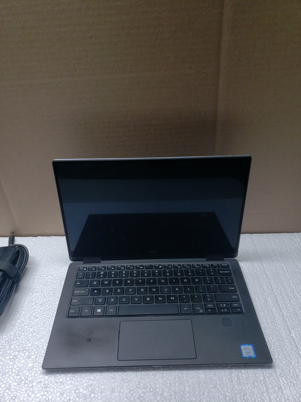 DELL Xps 13 P71G INTEL CORE i7 8TH GEN 8GB RAM **NO POWER ON **NO HD/ NO OS/