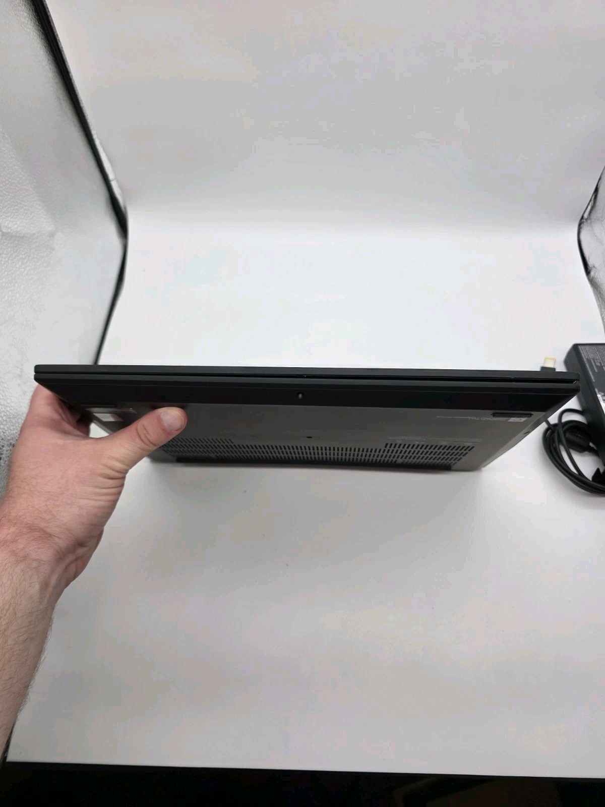 Thinkpad P1 Gen 4 i7-11850H 16″ WQUXGA 4K+ TOUCHSCREEN 32GB 1TB Nvidia T1200