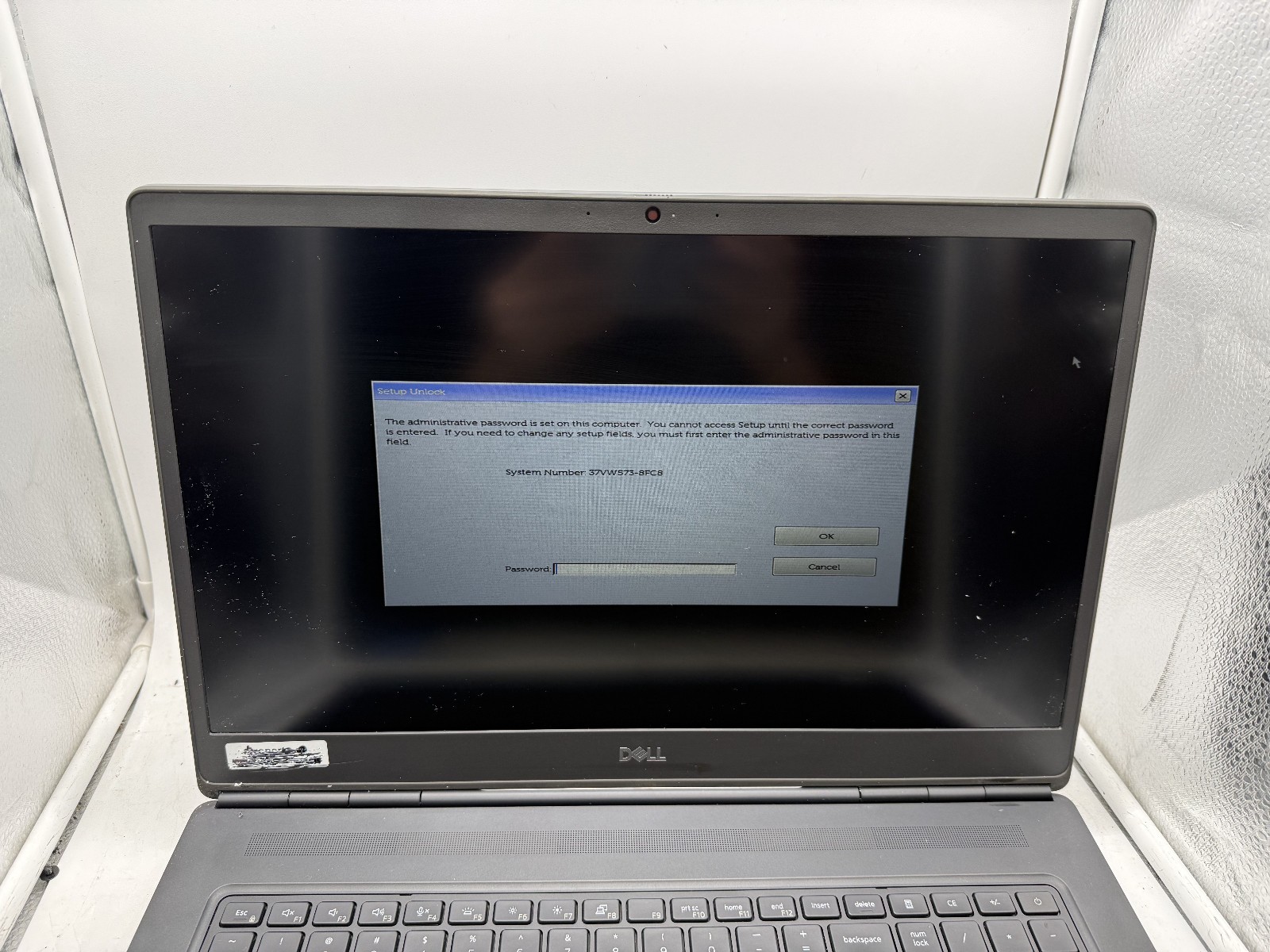 Dell Precision 7750 I7-10850H Nvidia Quadro T1000, No SSD Bios LOCK