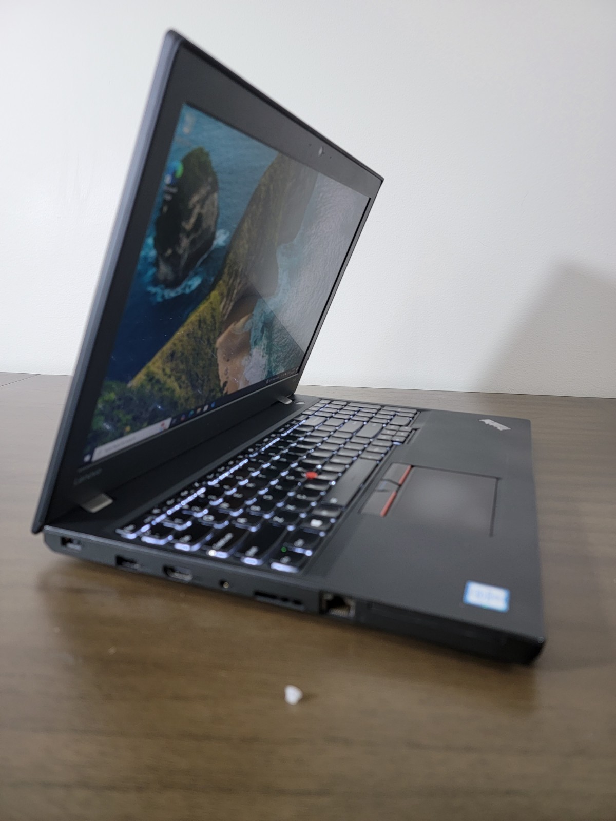 CLEAN Lenovo ThinkPad P50s, i5-6300U, 2.50GHz 16GB 240 SSD Quadro M500M Win 10