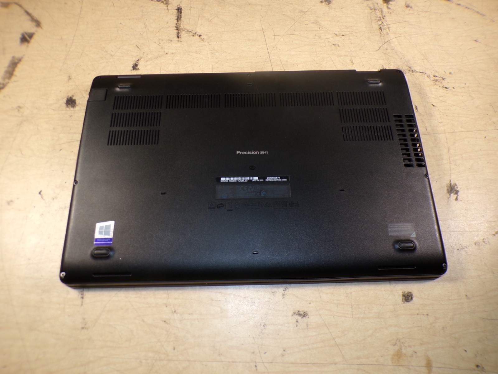 DELL PRECISION 3541 INTEL CORE i5-9400H 2.50GHZ 16 GB RAM **NO HD/ NO CADDIE