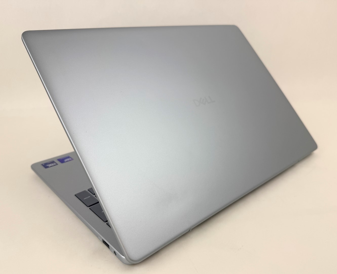 Dell 16 Plus DB16250 16″ 1920×1200 Touch Ultra 9 288V 32GB 1TB SSD W11H -Dent