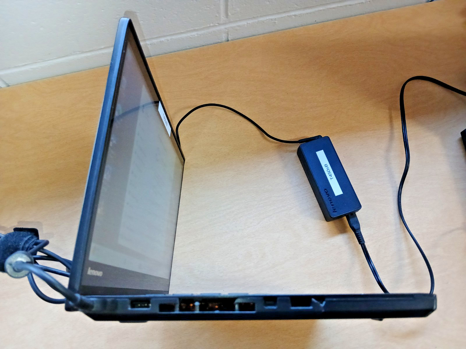 Lenovo ThinkPad T450s Laptop | i7-5600U | 20GB RAM | 500GB SSD | Win11 Pro