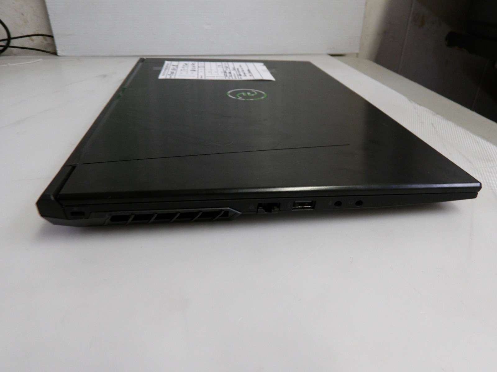 EVOO EG-LP6 i7-9750H 2.60GHz RTX2060, 16GB RAM, 1 TB M2SSD, Ubuntu Gaming Laptop