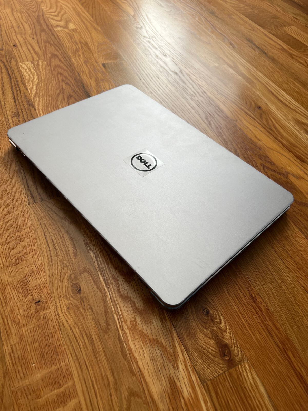 dell inspiron 15 7000 laptop used/not working-parts only