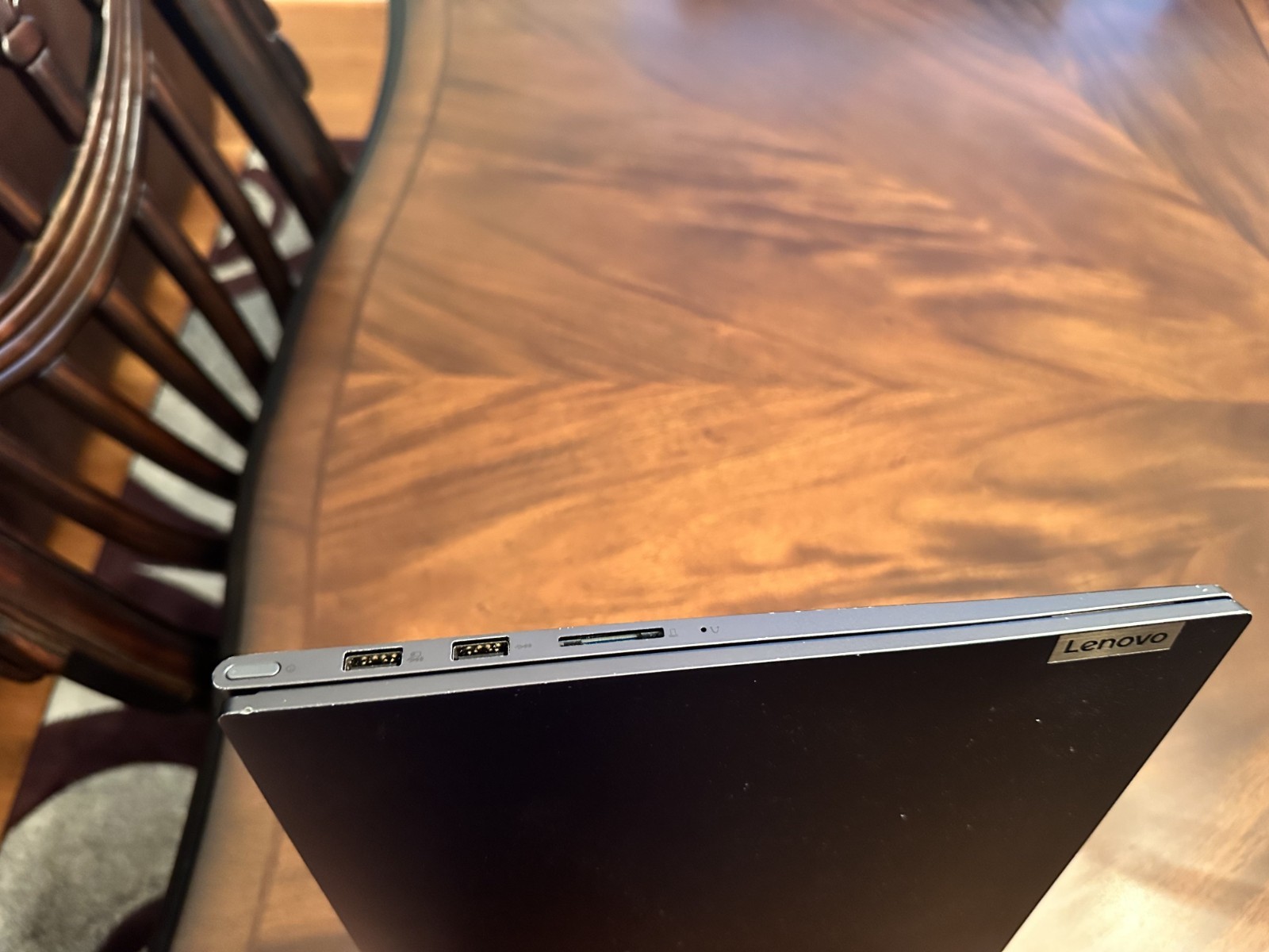 Lenovo Slim 7 16 inch 16IAH7 12th Gen Intel Core i7-12700H 2.3 Ghz 14 Core