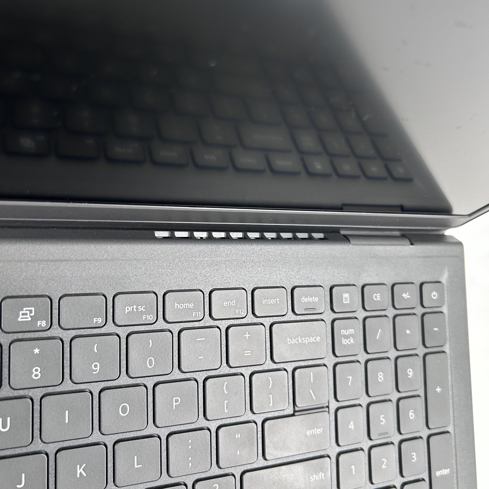 Dell Inspiron 3520 15.6 Black FHD 1.7 GHz i7-1255U 16GB 512GB SSD Fair