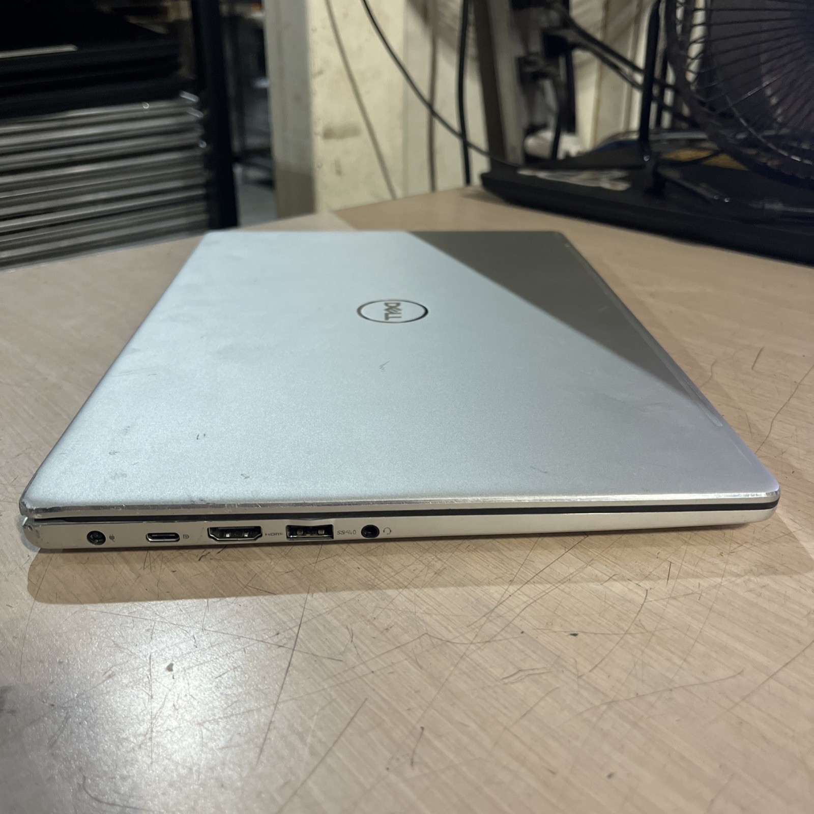 DELL INSPIRON 7380 INTEL CORE I5-8265U 1.60GHZ 8GB RAM NO HD ,