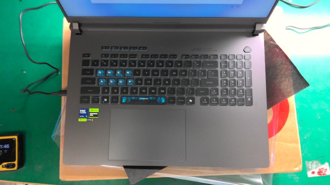 ASUS ROG Strix G18 Gaming Laptop RTX 5080 Intel Ultra 9 275HX 64GB RAM 8TB SDD