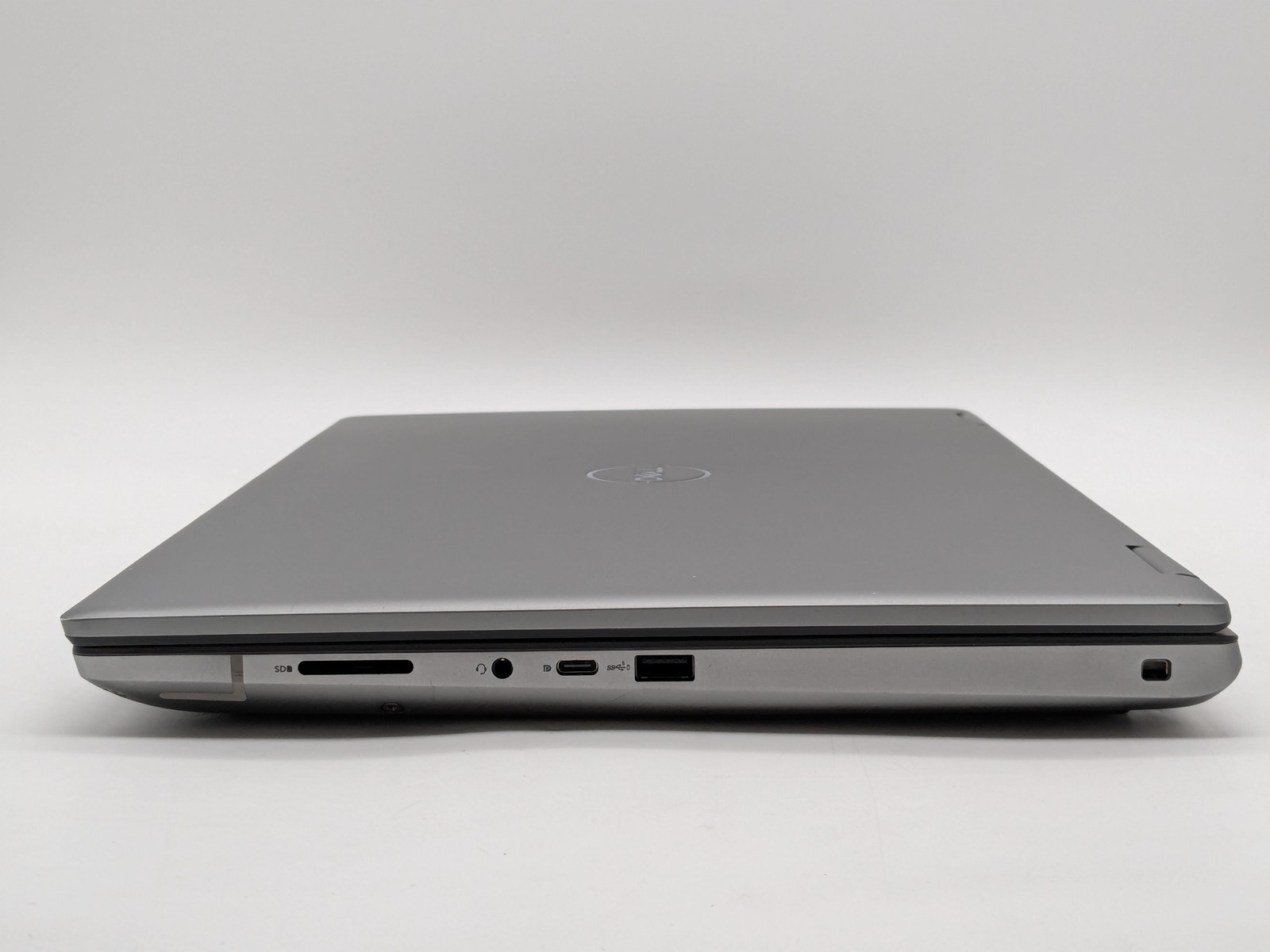 Dell Precision 7780 17″ FHD I7-13850HX 512GB SSD 32GB W11P RTX 2000 Backlit
