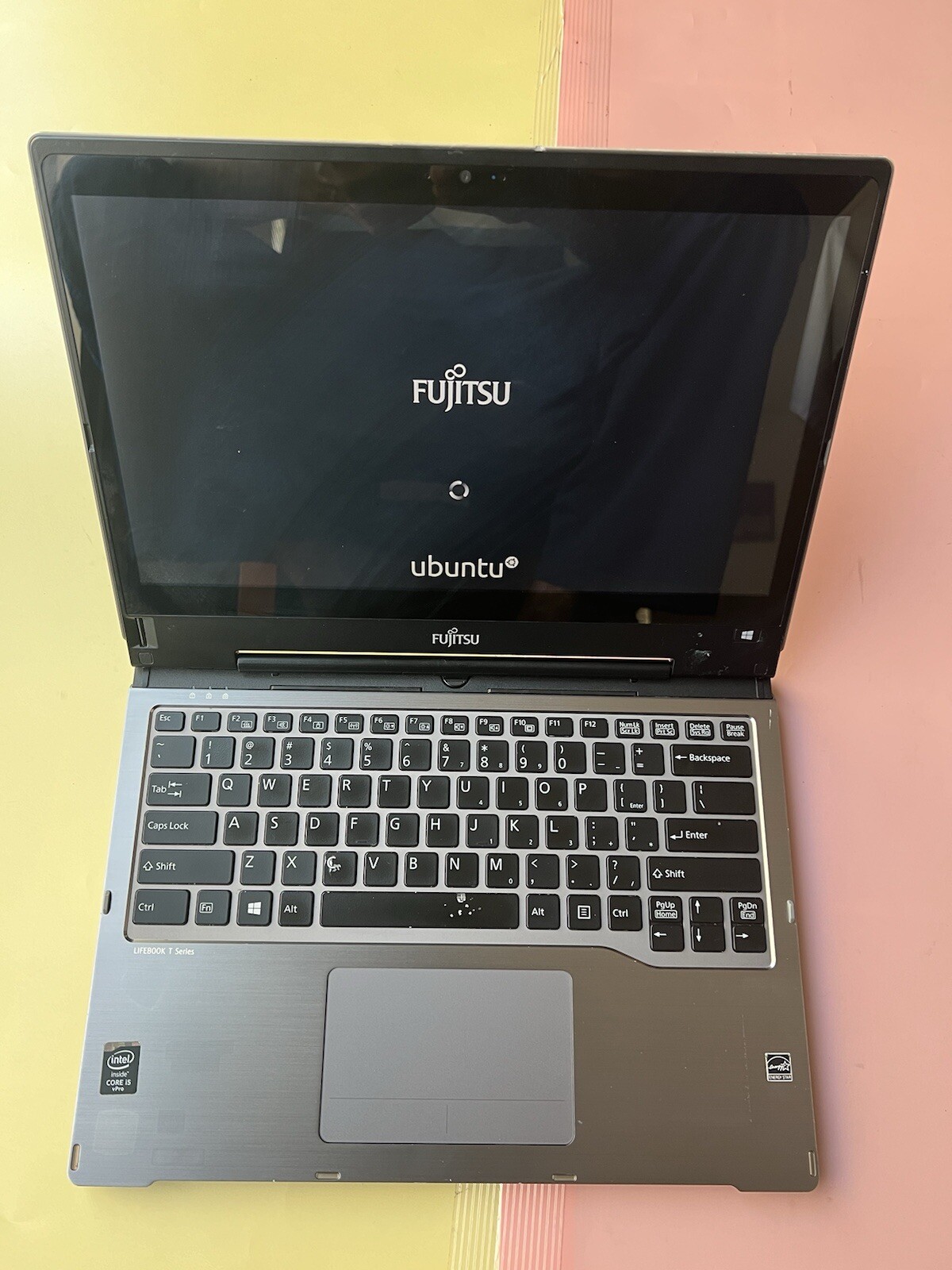FUJITSU LIFEBOOK T904 (2 IN 1)Core i5-4300U 4GB RAM 500GB TOUCHSCREEN 2560×1440