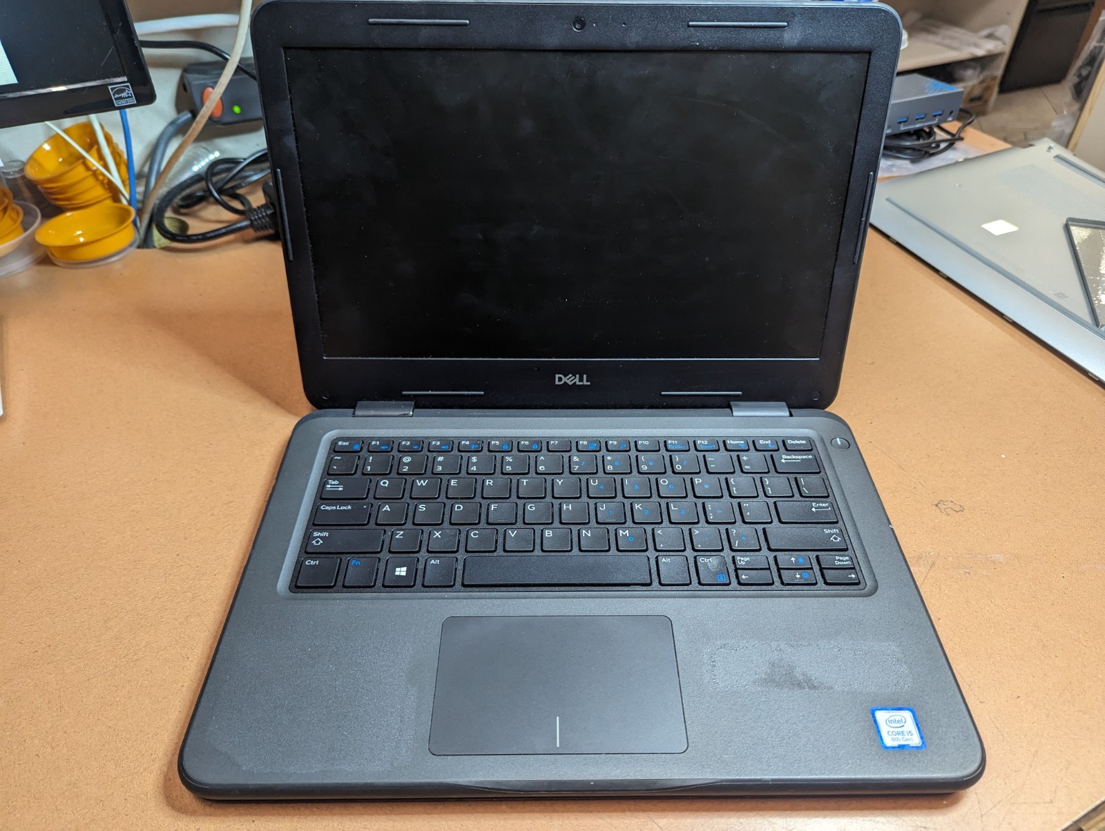 PARTS Dell Latitude 3310 Laptop PC 13.3″ bad motherboard