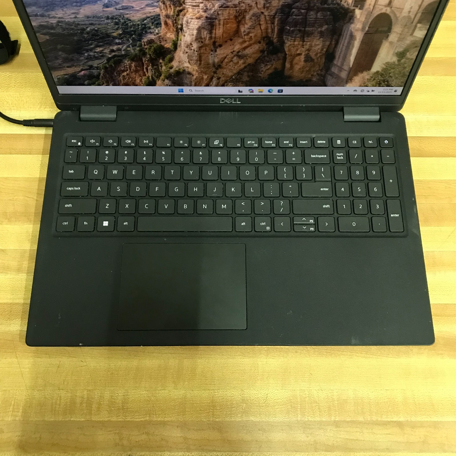 Dell Latitude 3520 15.6″ i5-1135G7 2.4GHz 8GB RAM 256GB SSD (Windows 11 Pro)