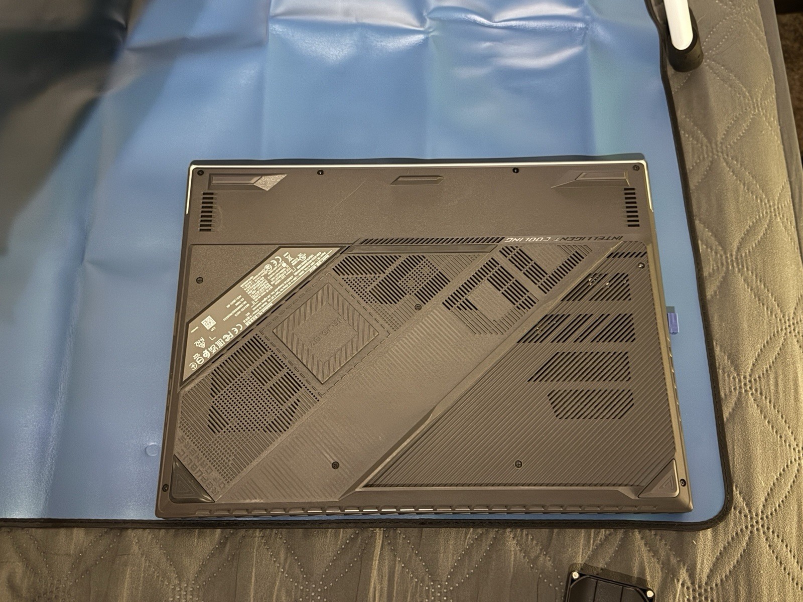 ASUS ROG Strix G16 Gaming Laptop, 16” RTX 4060, i7-13650HX, 16GB RAM, 512GB SSD