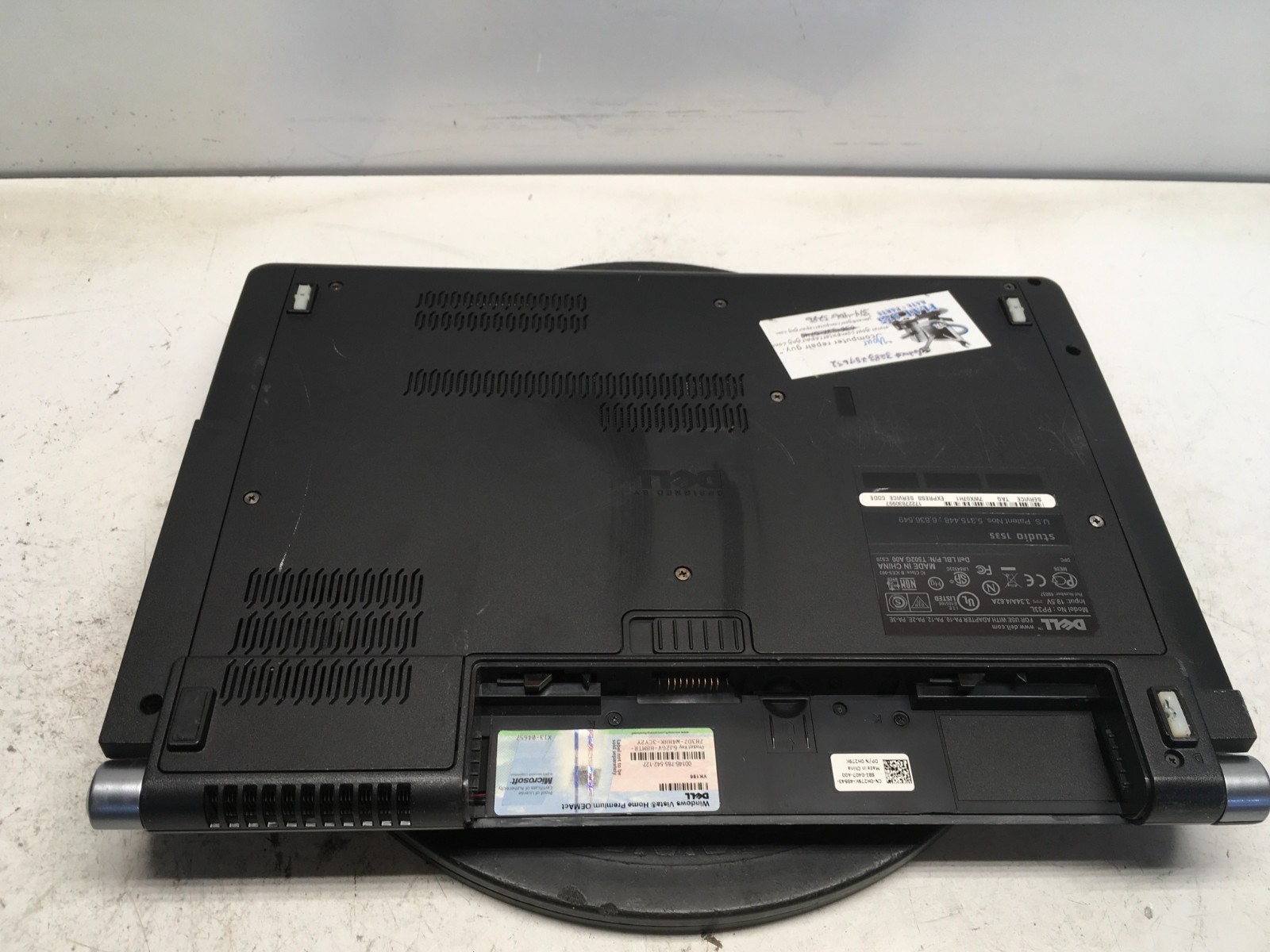 Dell Studio 1535 Intel Core 2 Duo 06FD 1.5GHz 4 GB NO HDD/Battery
