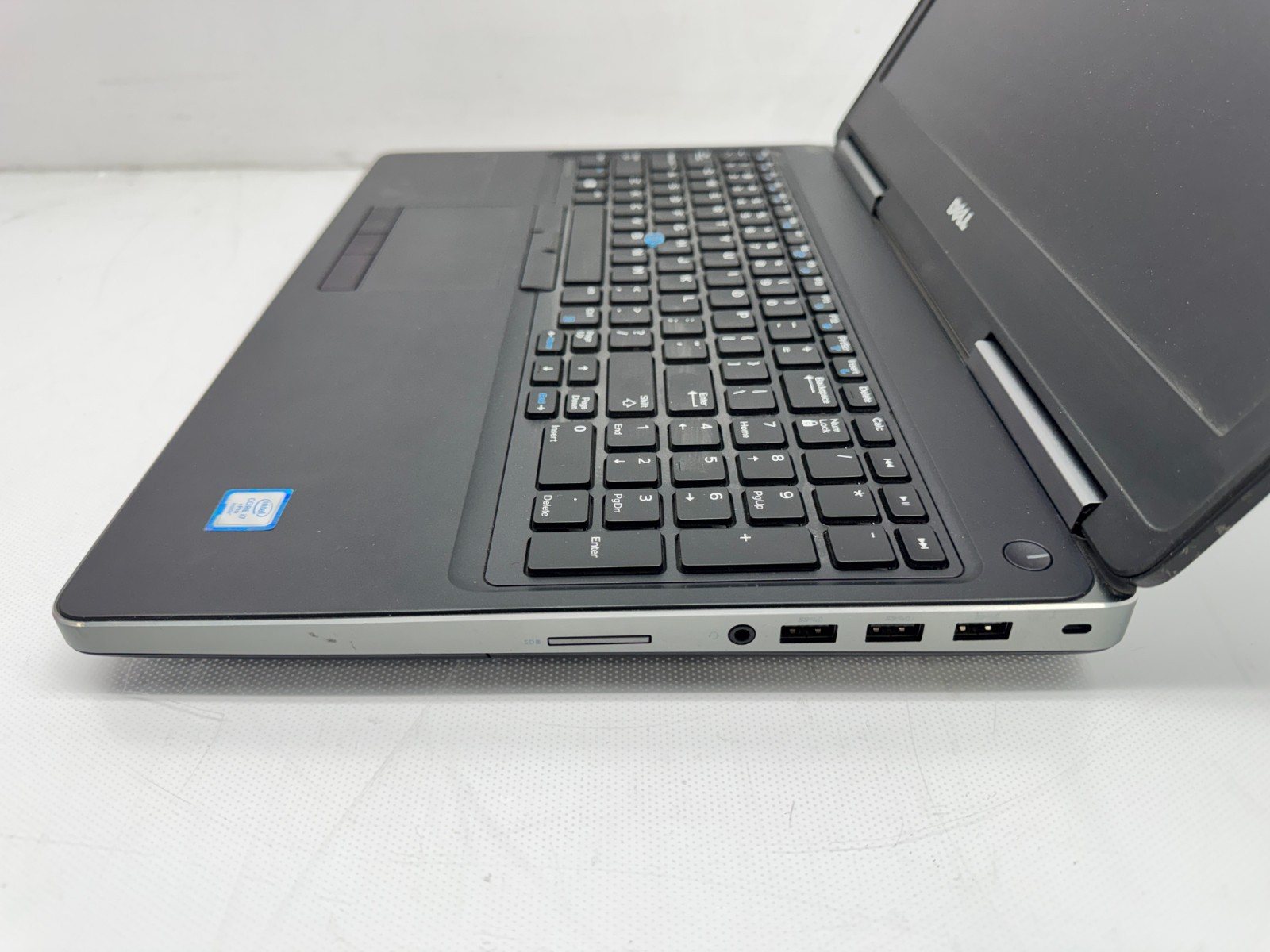Dell Precision 7520 Intel i7-6820HQ@2.7Ghz 16GB 256GB SSD M2200 W/AC