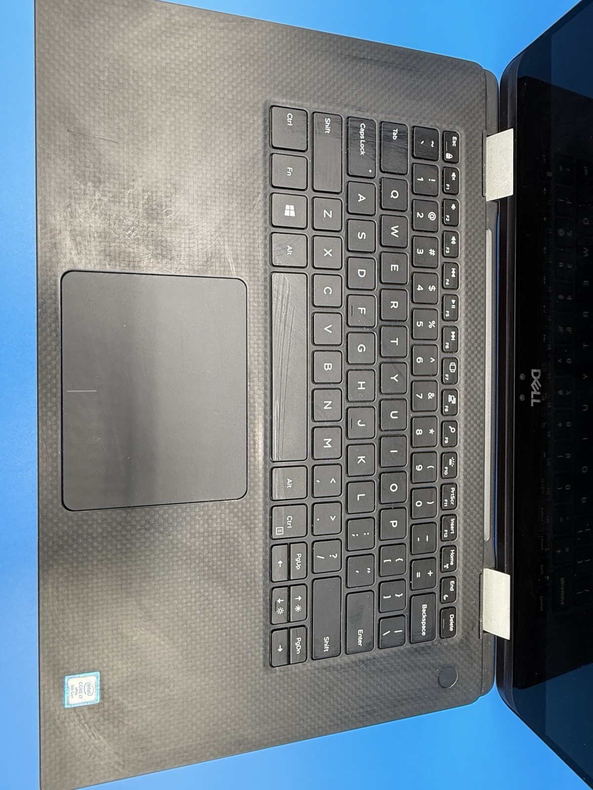 Dell XPS 15 9575 i7-8706G 16GB RAM 256GB SSD RX Vega 4GB GPU FHD Touch Win 11