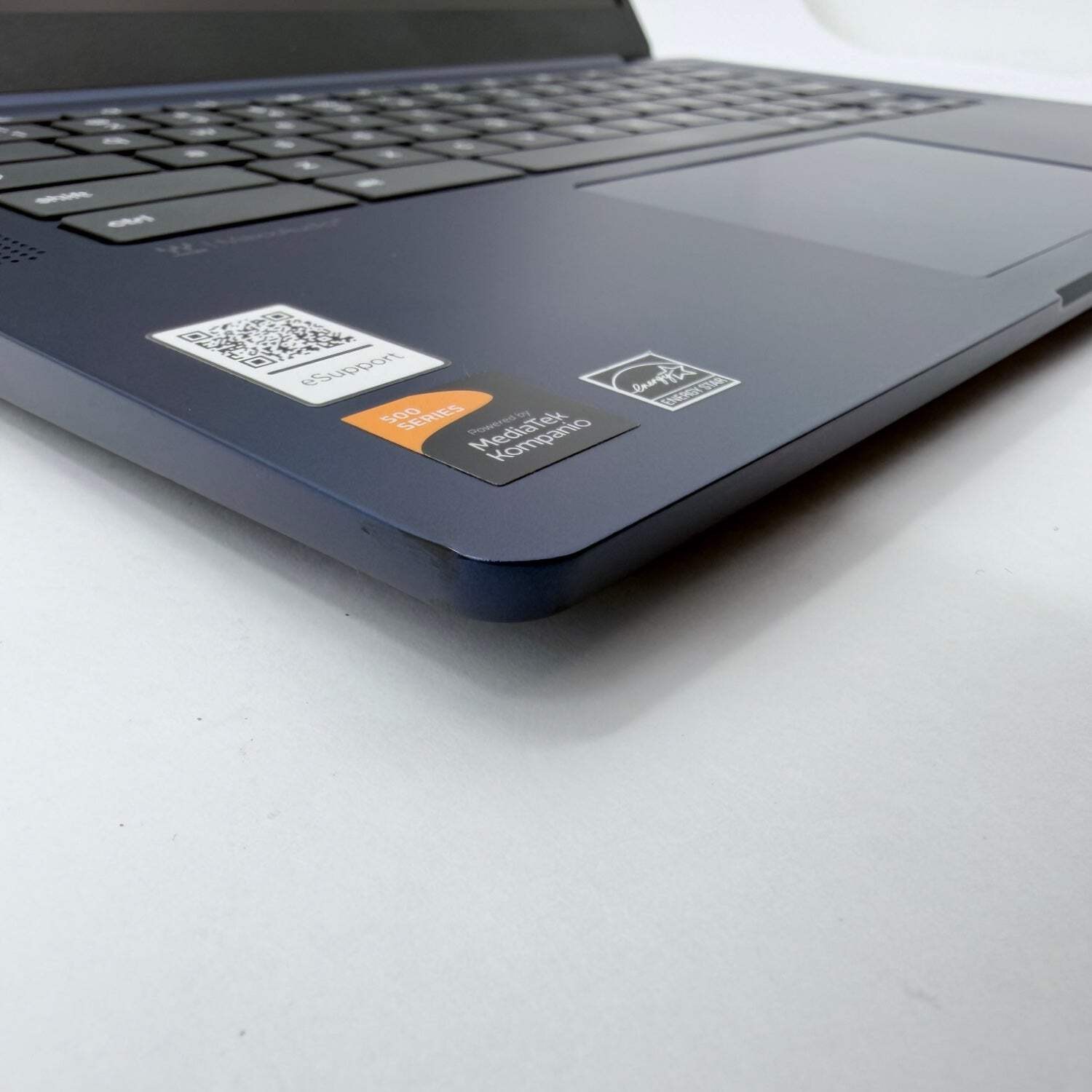 Lenovo IP SLIM 3 CHROME 14M868 14″ Kompanio 520 2.5GHz 4GB RAM 64GB SSD