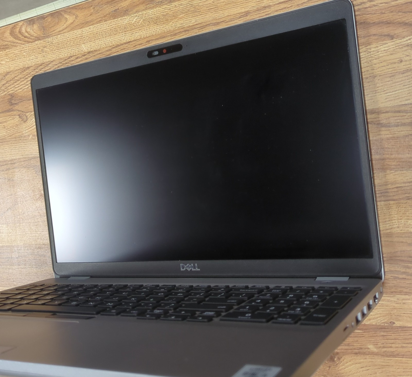 Dell Precision 3550 15.6″ i5-10310u, 8GB RAM, No SSD, Excellent Battery Health!