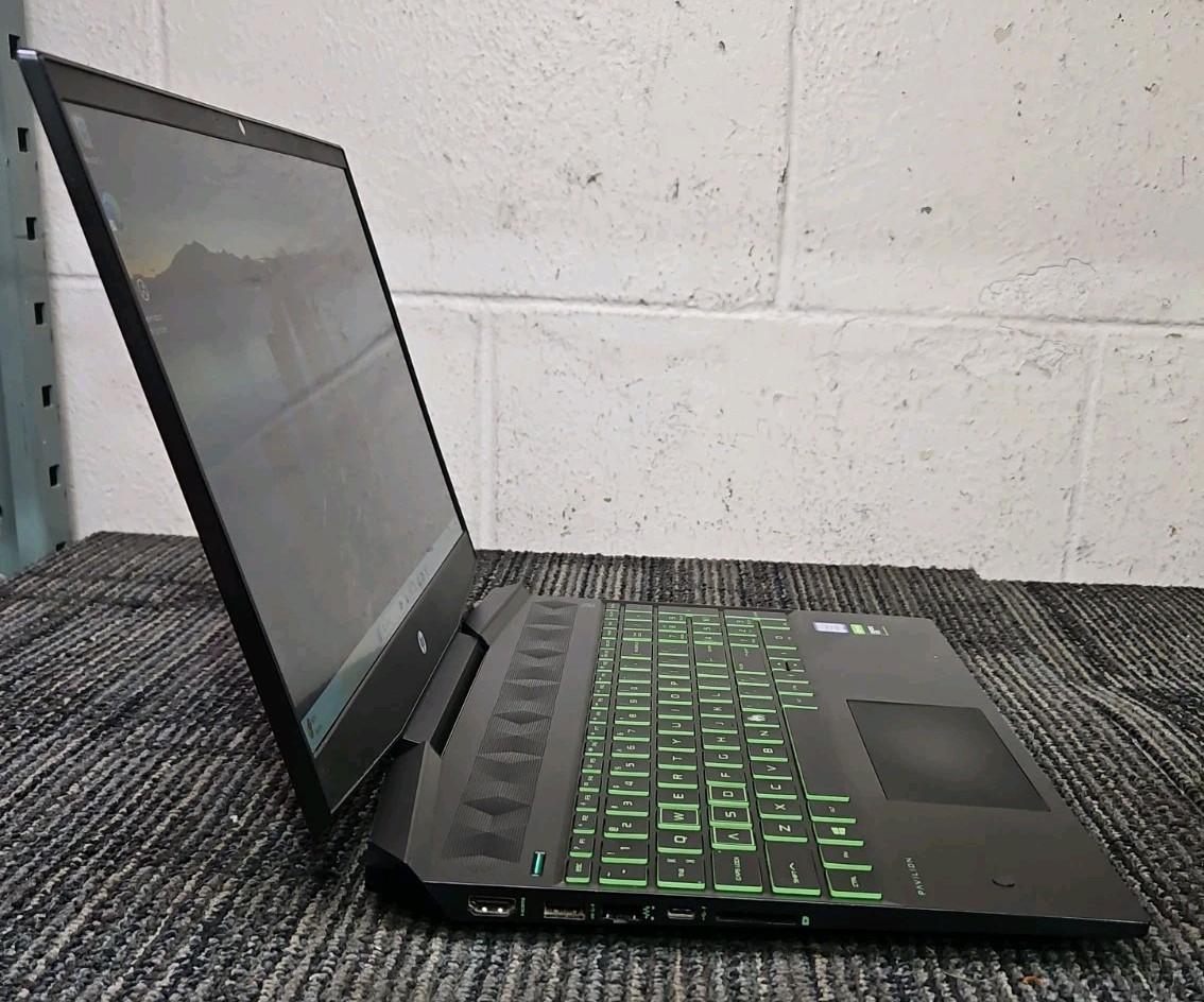 HP Pavilion 15-dk0xxx Gaming Laptop GTX 1650 16GB 240GB – FOR PARTS/NOT WORKING