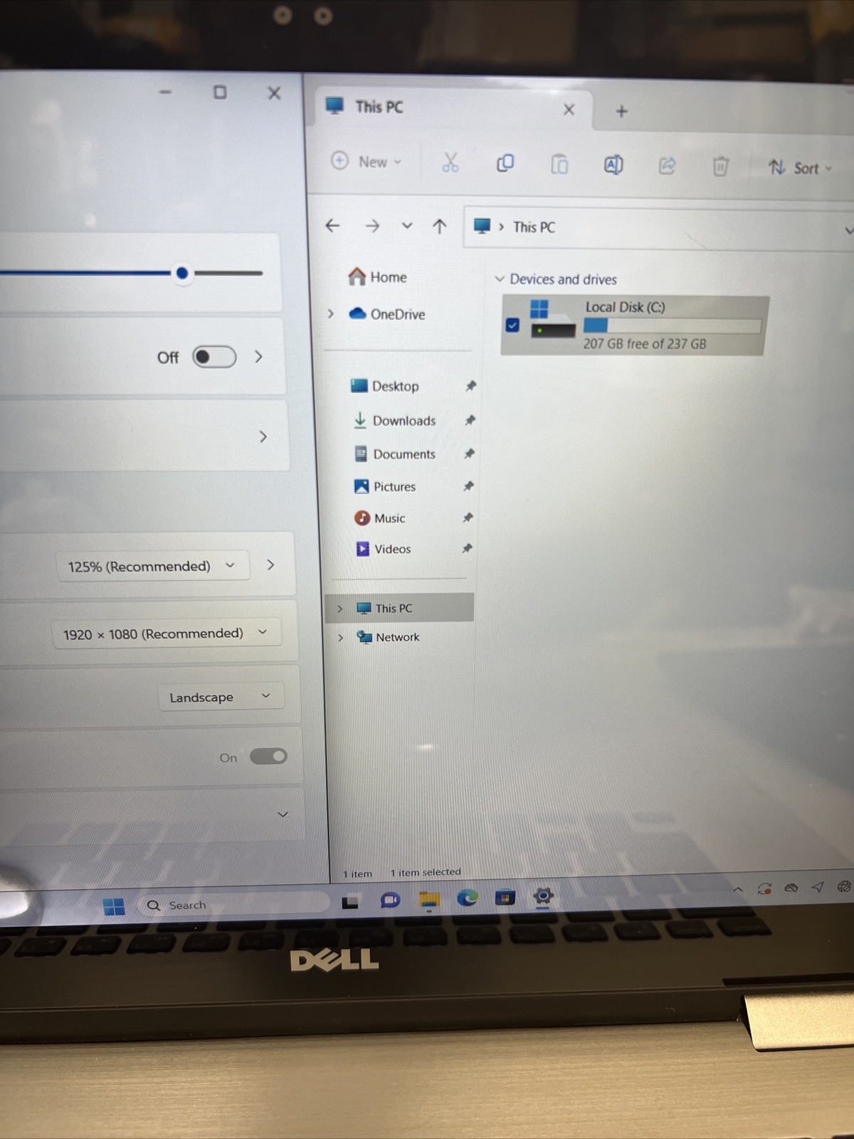 Dell Inspiron 15-7579 TOUCH 2IN1 Intel Core i5-7200U 2.5GHz 8GB 256GB SSD *READ*