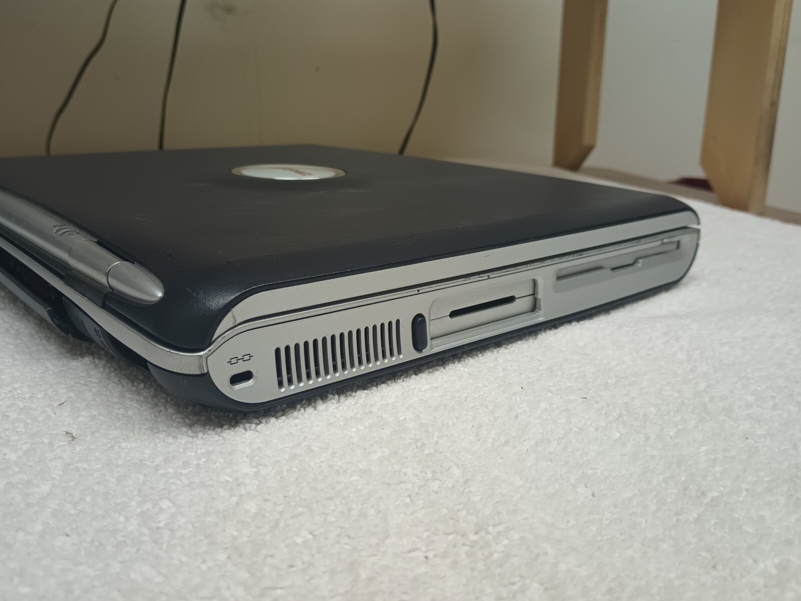 Compaq Presario 700 14.1 Inch Laptop CM2130 Model 725LA For Parts Or Repair